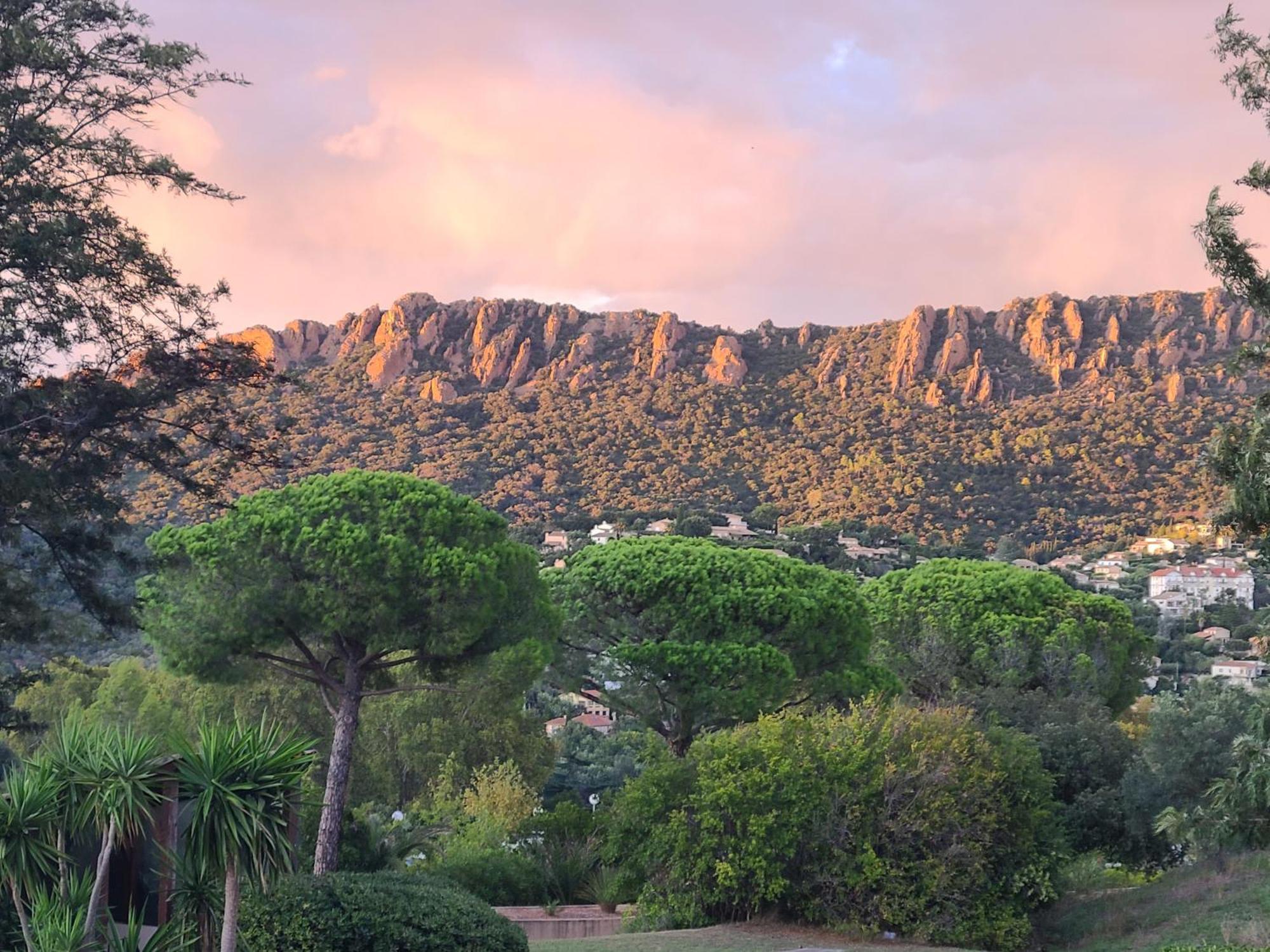 Evasion Nature A Cap Esterel Jardin, Mer & Golf Tout Confort Saint-Raphaël 외부 사진